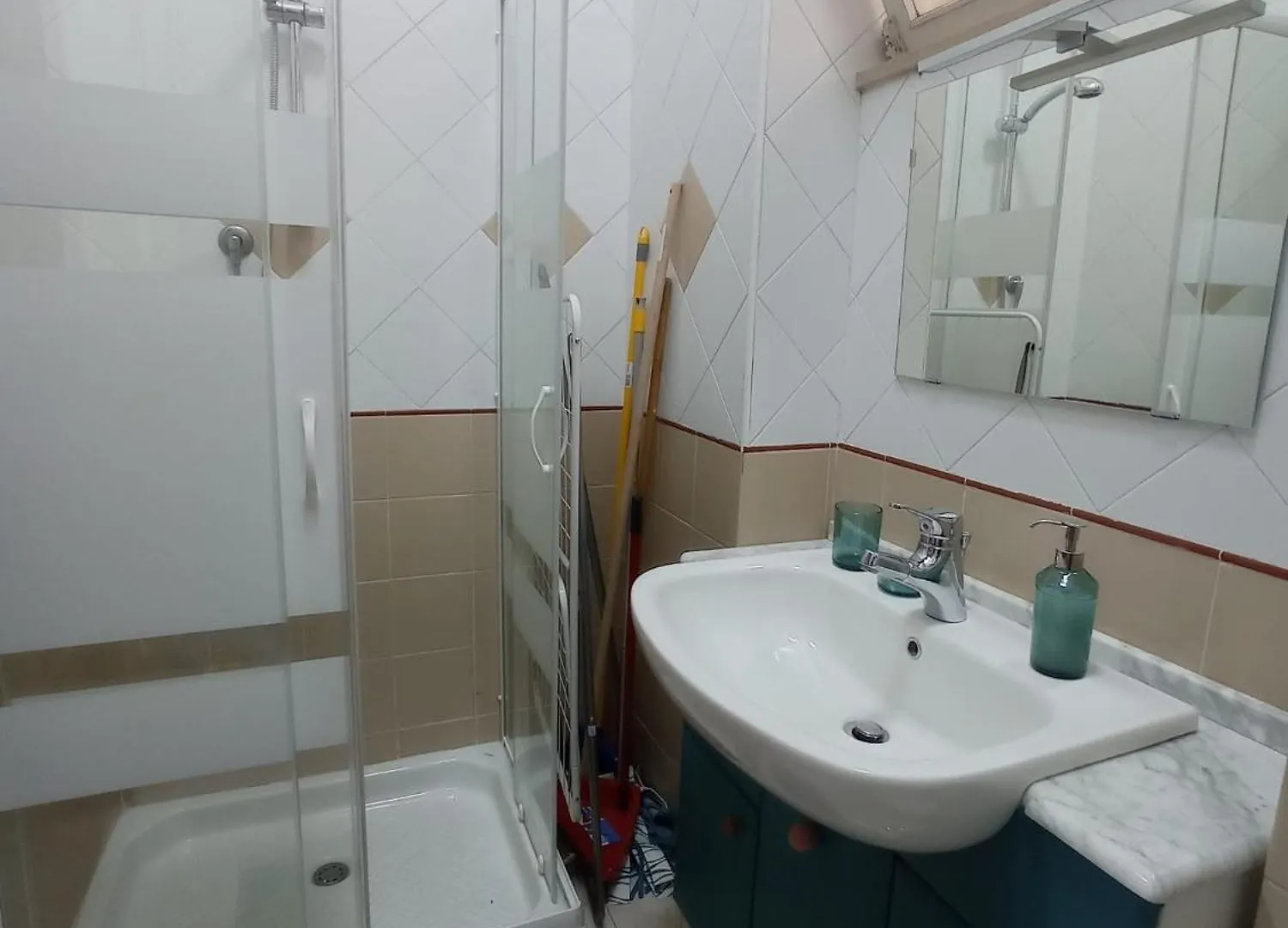 L'Aurora Apartment Giovinazzo 0*,  Italy